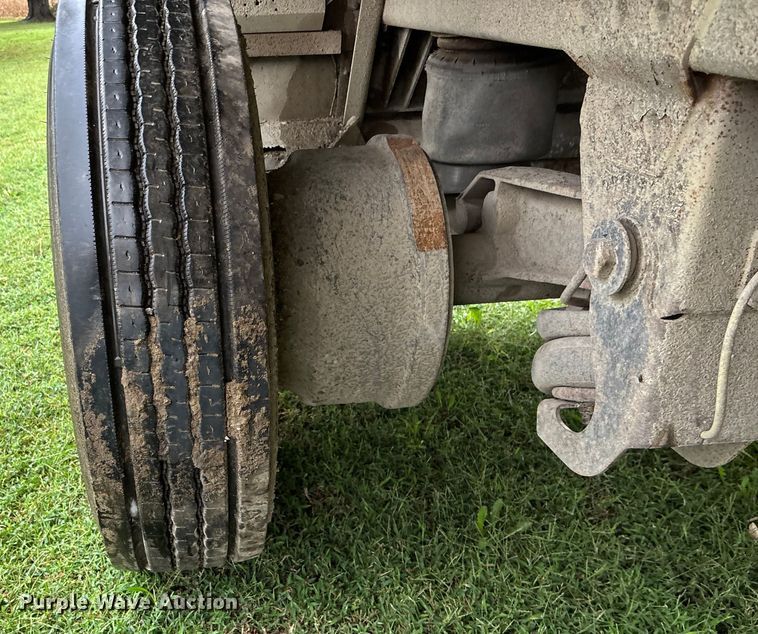 image for item ET4665 2011 Wilson DWBT-600 live bottom trailer