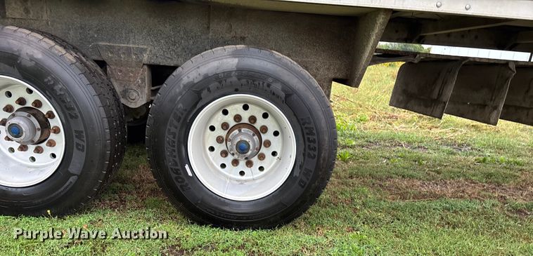 image for item ET4665 2011 Wilson DWBT-600 live bottom trailer