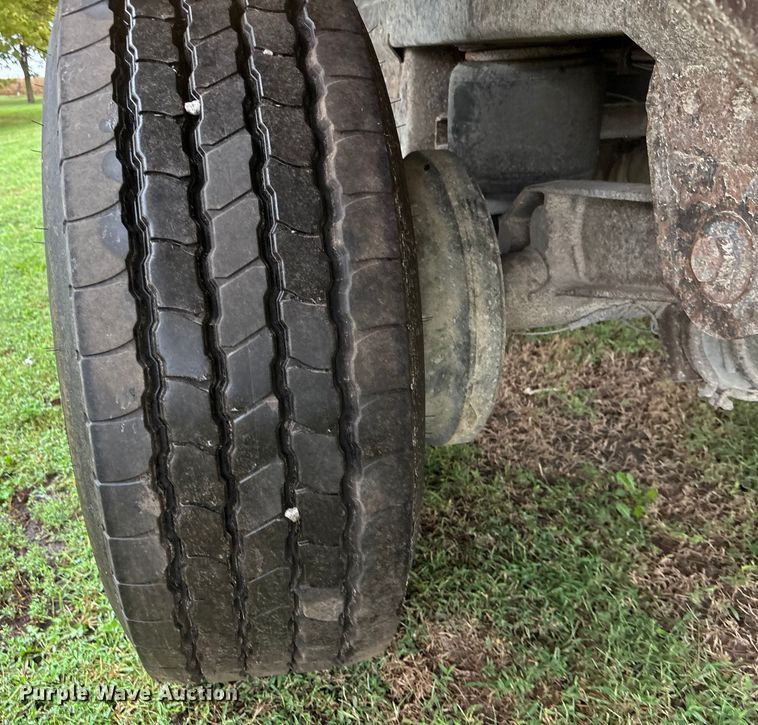 image for item ET4665 2011 Wilson DWBT-600 live bottom trailer