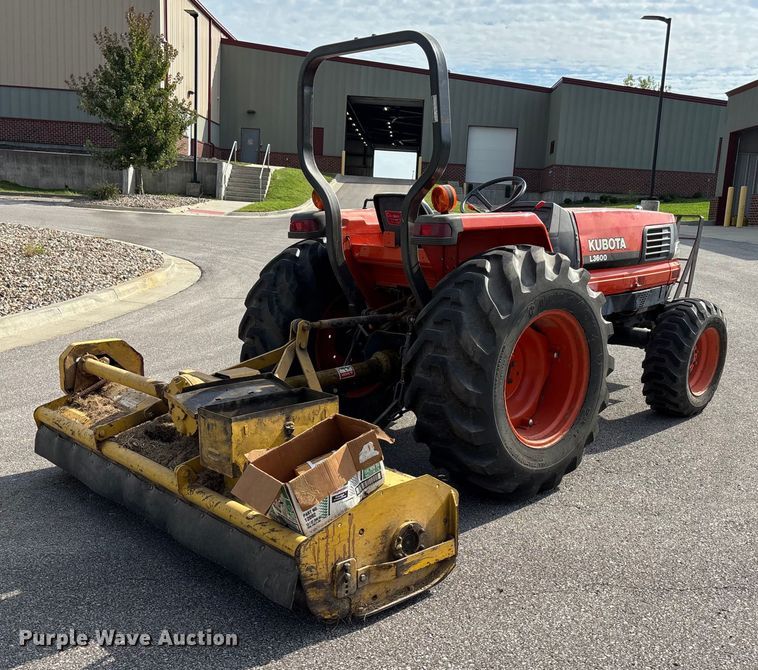 image for item ET4713 1994 Kubota L3600 MFWD tractor