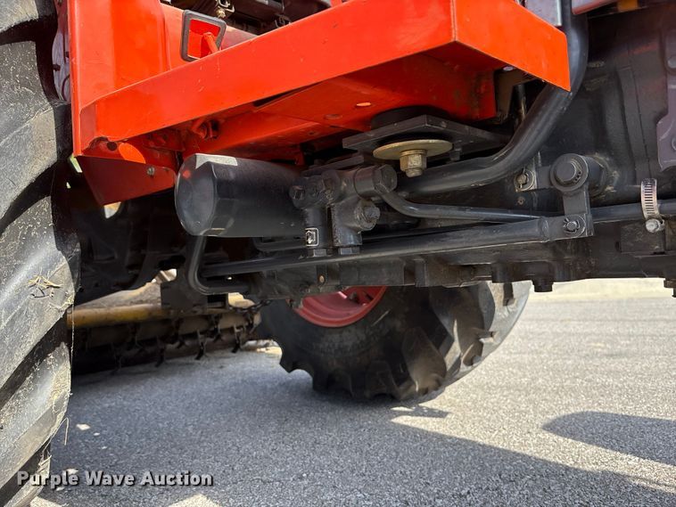 image for item ET4713 1994 Kubota L3600 MFWD tractor