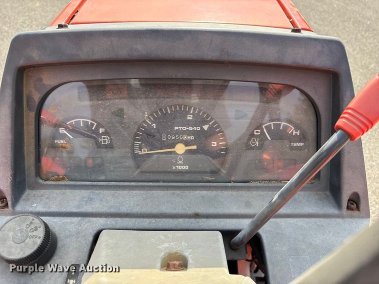 image for item ET4713 1994 Kubota L3600 MFWD tractor