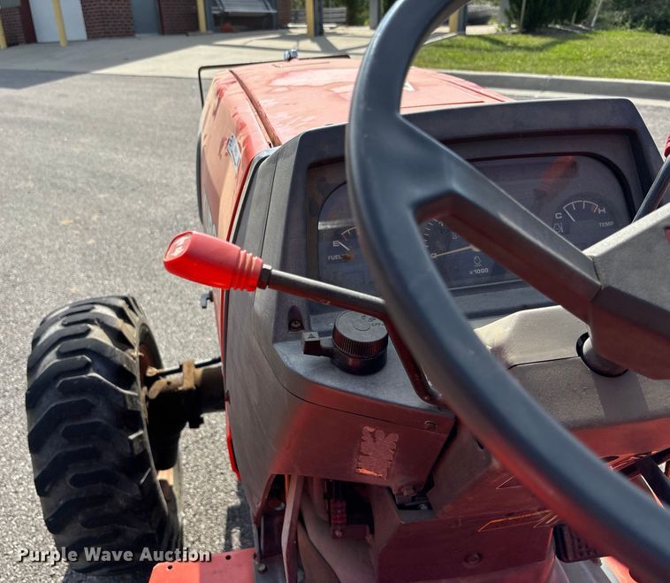 image for item ET4713 1994 Kubota L3600 MFWD tractor