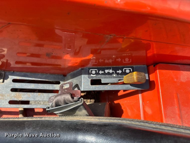 image for item ET4713 1994 Kubota L3600 MFWD tractor