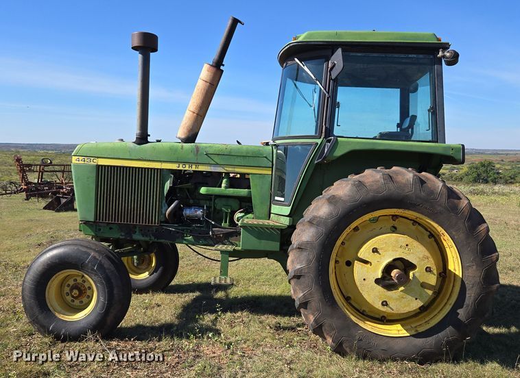image for item EU3799 1975 John Deere 4430 tractor