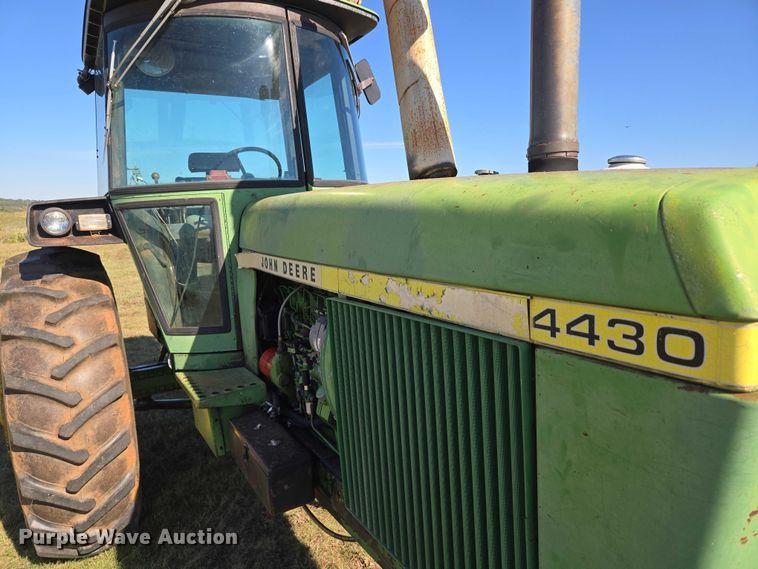 image for item EU3799 1975 John Deere 4430 tractor
