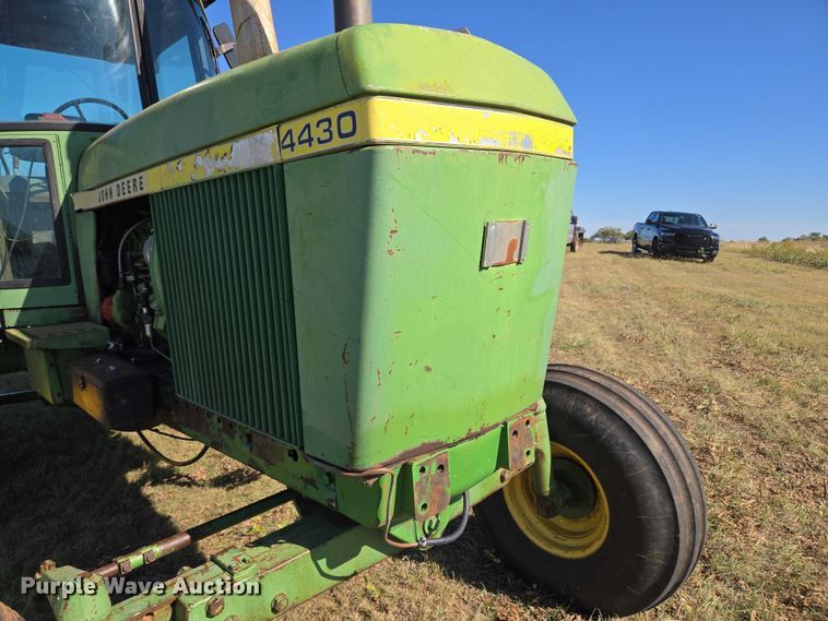 image for item EU3799 1975 John Deere 4430 tractor