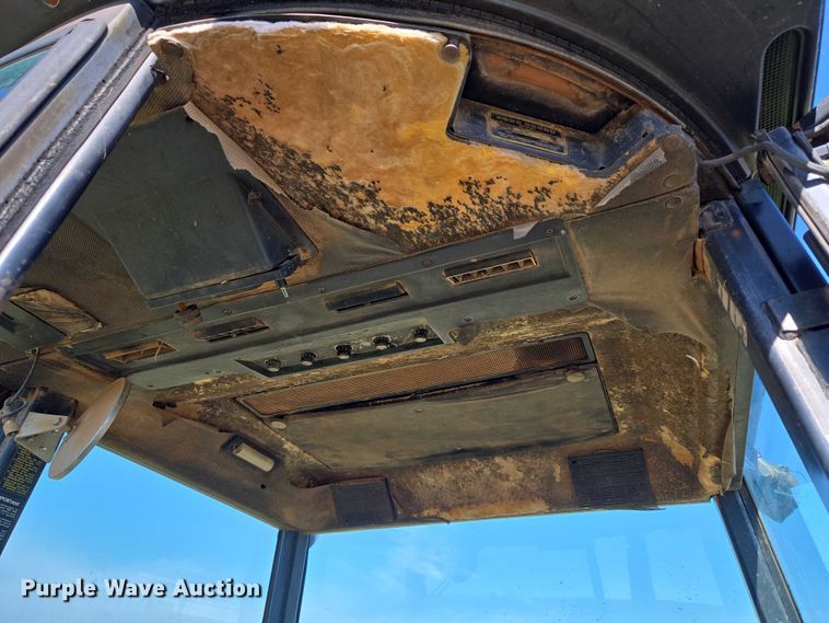 image for item EU3799 1975 John Deere 4430 tractor