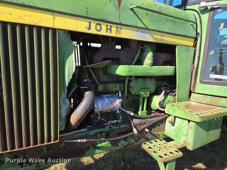 image for item EU3799 1975 John Deere 4430 tractor