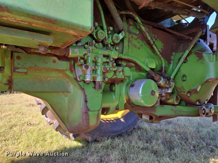 image for item EU3799 1975 John Deere 4430 tractor
