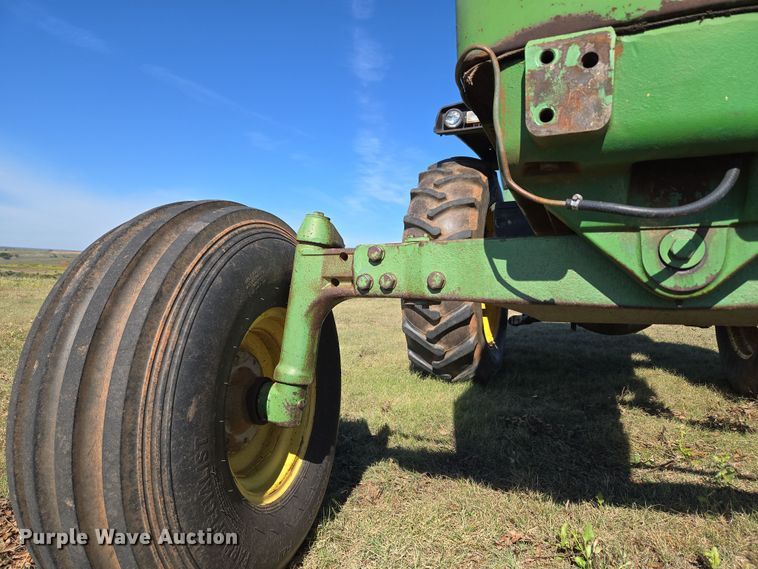 image for item EU3799 1975 John Deere 4430 tractor