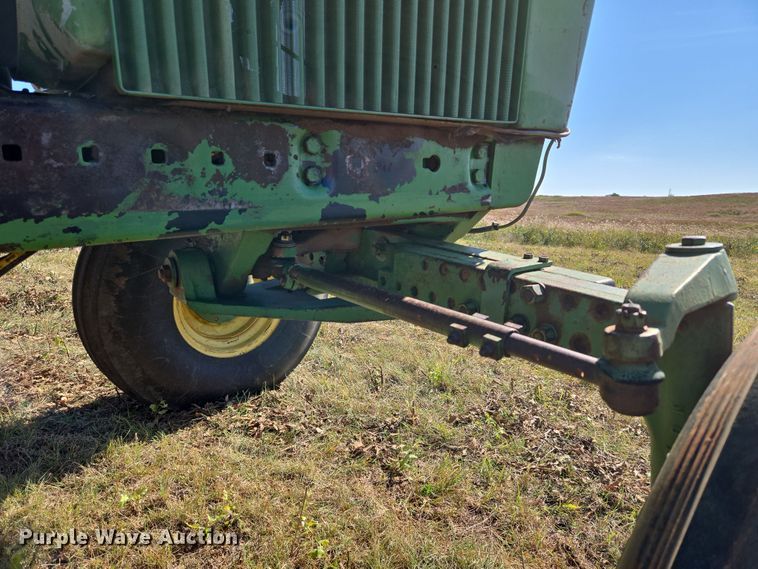 image for item EU3799 1975 John Deere 4430 tractor