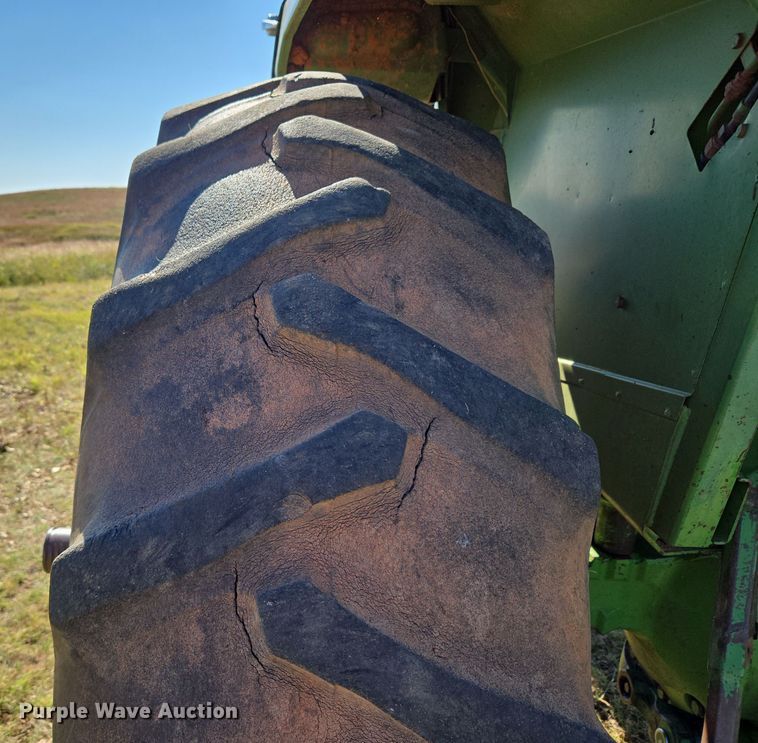 image for item EU3799 1975 John Deere 4430 tractor