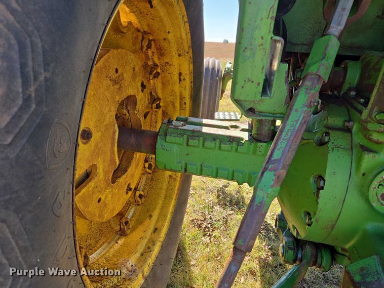 image for item EU3799 1975 John Deere 4430 tractor