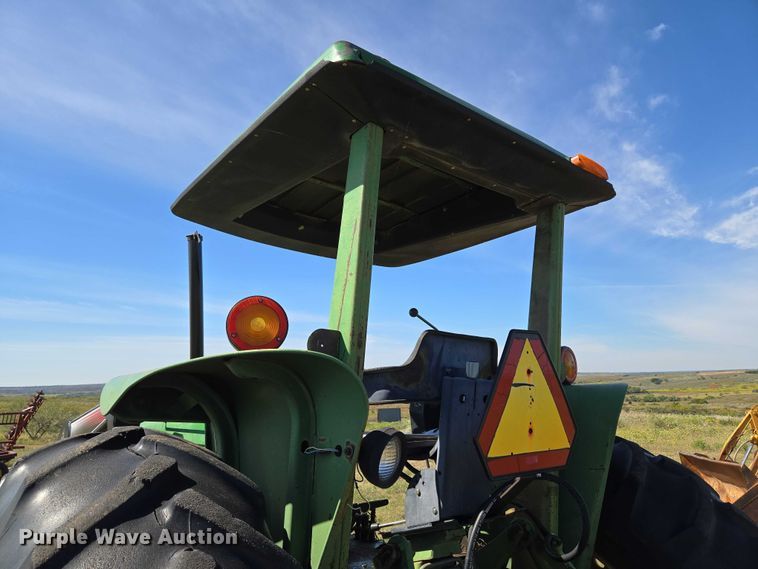 image for item EU3801 John Deere 2940 tractor