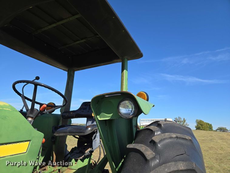 image for item EU3801 John Deere 2940 tractor