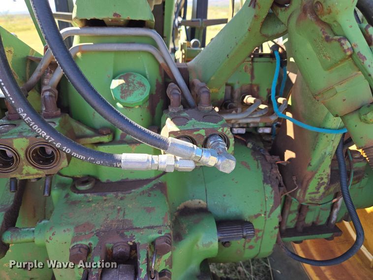 image for item EU3801 John Deere 2940 tractor