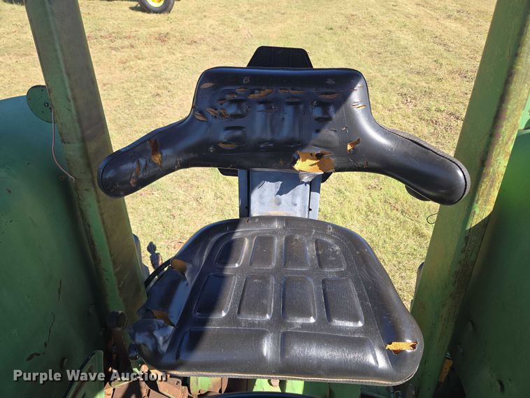 image for item EU3801 John Deere 2940 tractor