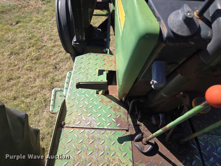 image for item EU3801 John Deere 2940 tractor