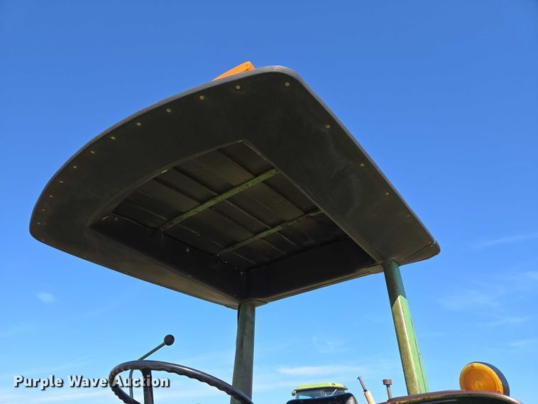 image for item EU3801 John Deere 2940 tractor