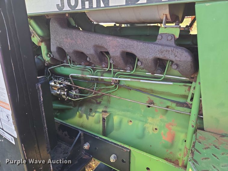 image for item EU3801 John Deere 2940 tractor