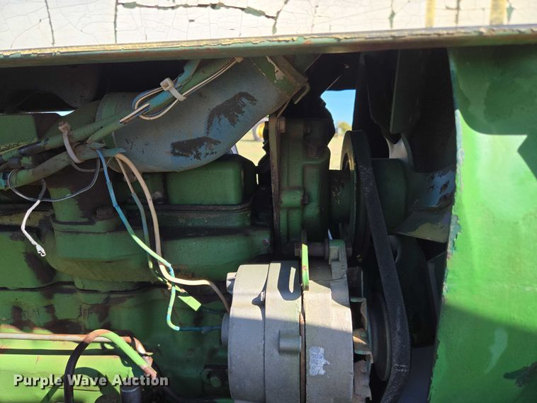 image for item EU3801 John Deere 2940 tractor