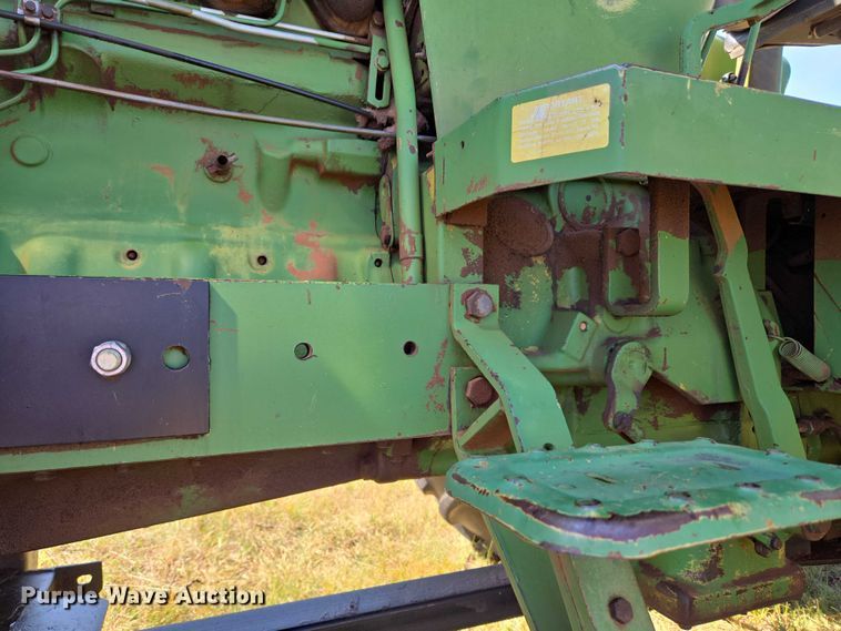 image for item EU3801 John Deere 2940 tractor