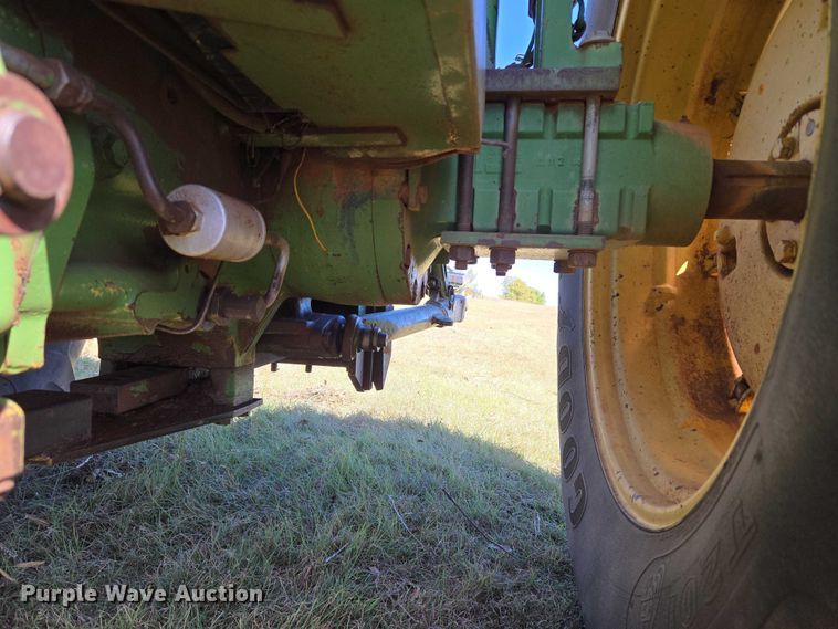 image for item EU3801 John Deere 2940 tractor