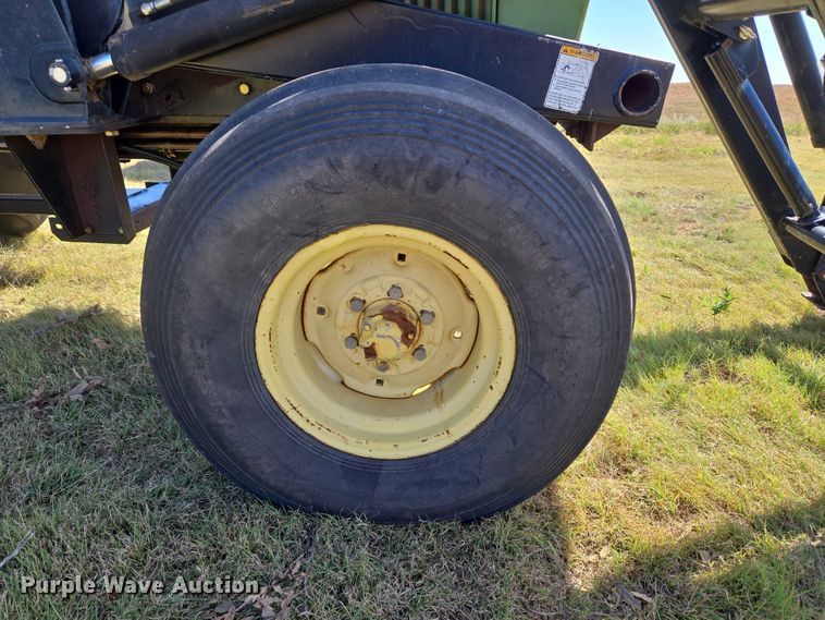 image for item EU3801 John Deere 2940 tractor