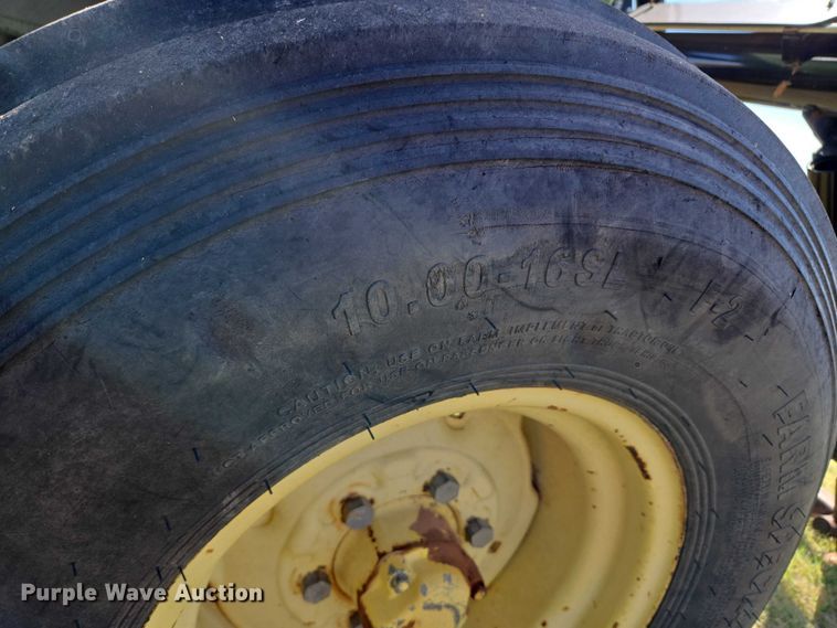 image for item EU3801 John Deere 2940 tractor