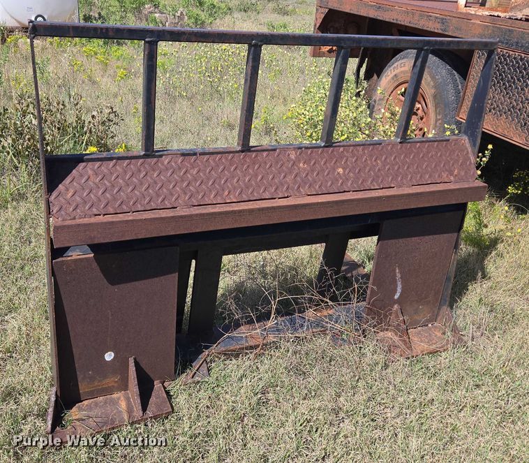 image for item EU3801 John Deere 2940 tractor