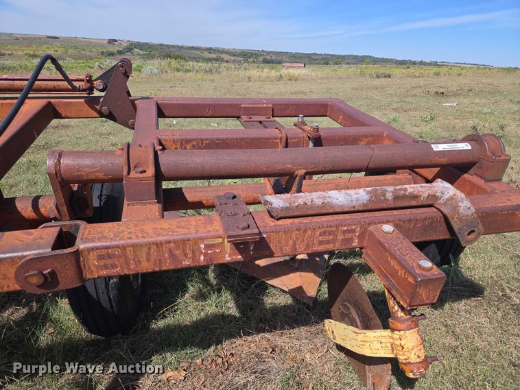 image for item EU3802 Sunflower sweep plow