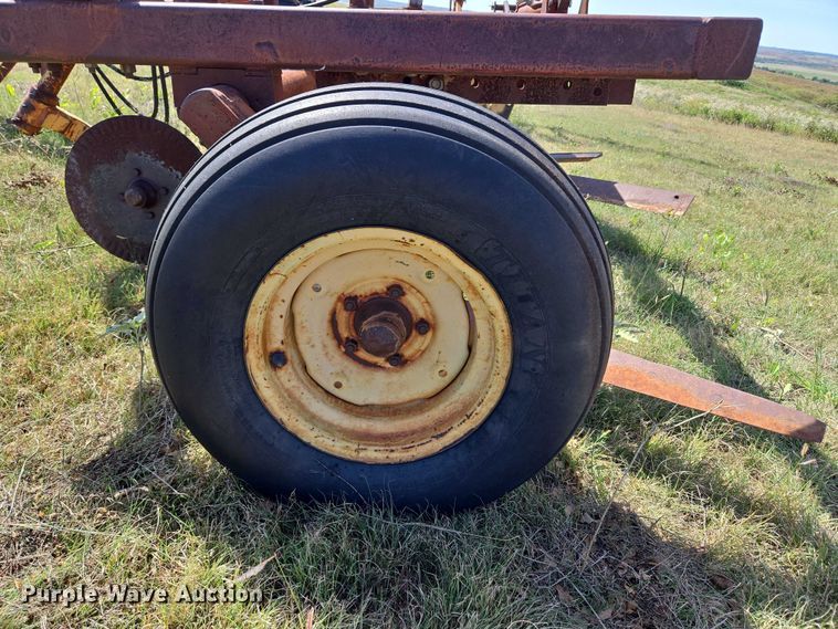 image for item EU3802 Sunflower sweep plow
