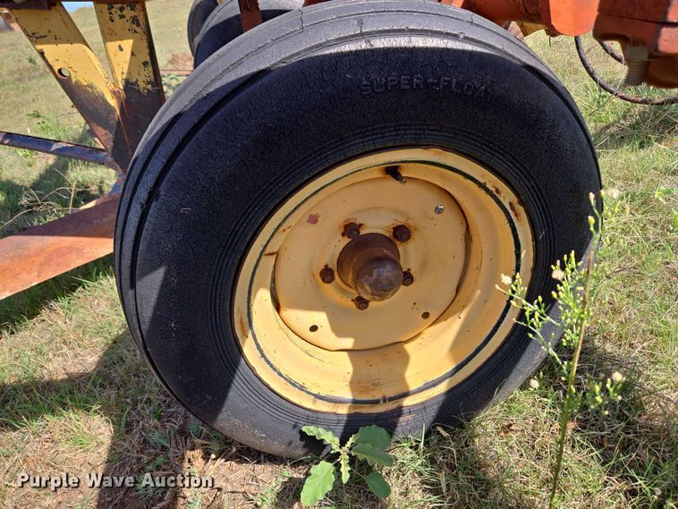 image for item EU3802 Sunflower sweep plow