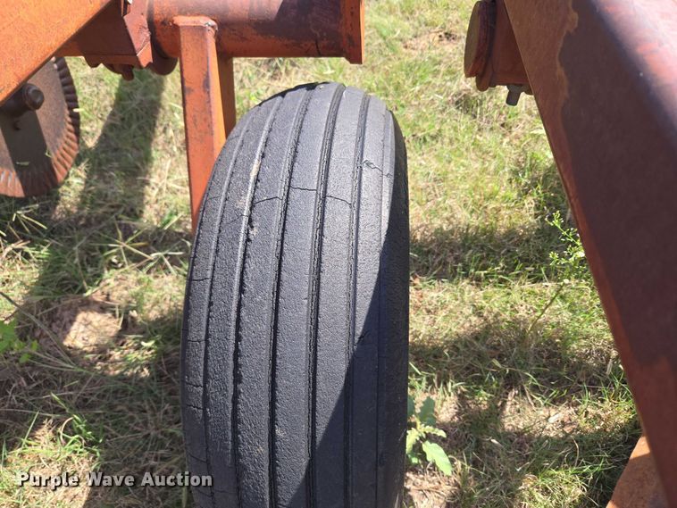 image for item EU3802 Sunflower sweep plow