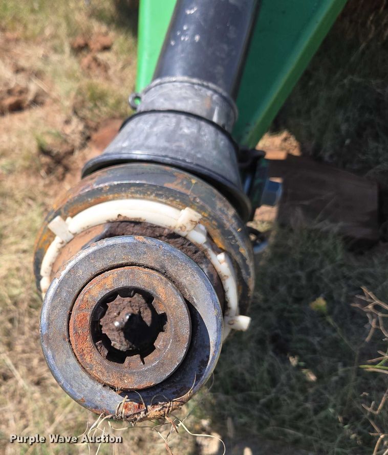 image for item EU3806 2007 John Deere HX15 batwing rotary mower