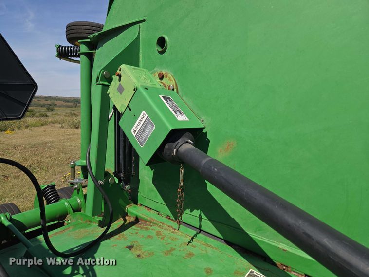 image for item EU3806 2007 John Deere HX15 batwing rotary mower