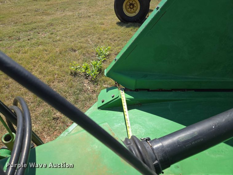 image for item EU3806 2007 John Deere HX15 batwing rotary mower