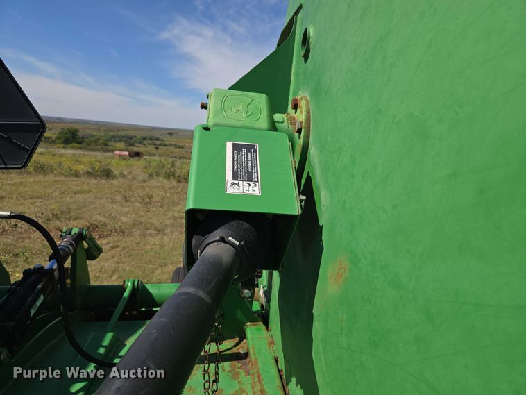 image for item EU3806 2007 John Deere HX15 batwing rotary mower