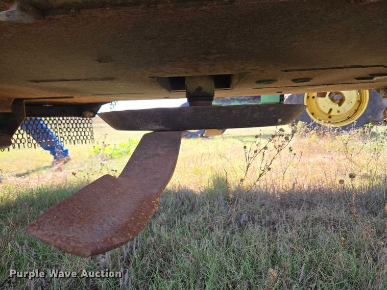 image for item EU3806 2007 John Deere HX15 batwing rotary mower