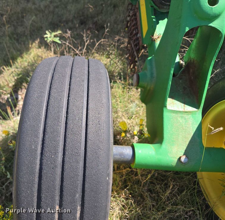 image for item EU3806 2007 John Deere HX15 batwing rotary mower