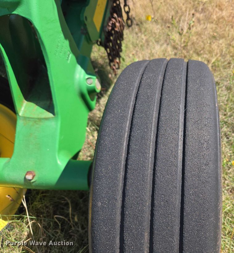 image for item EU3806 2007 John Deere HX15 batwing rotary mower