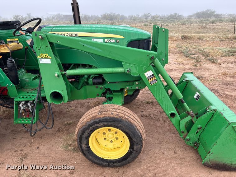 image for item EU4660 2010 John Deere 5055D tractor