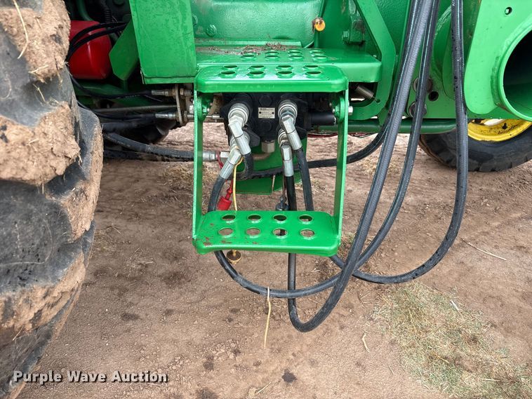 image for item EU4660 2010 John Deere 5055D tractor