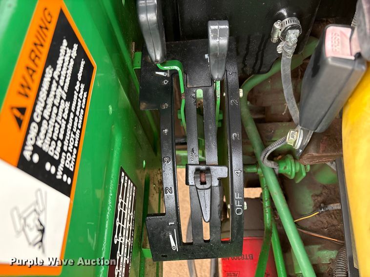 image for item EU4660 2010 John Deere 5055D tractor