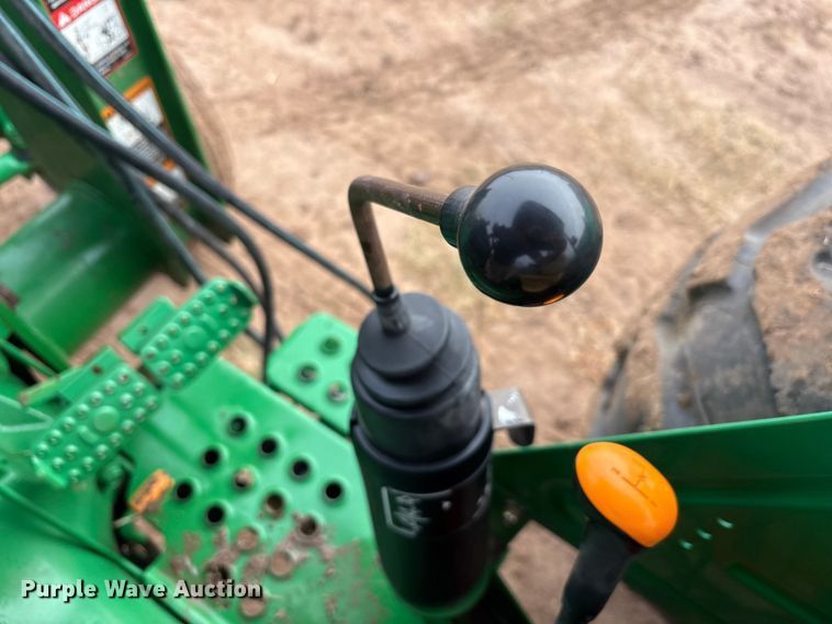 image for item EU4660 2010 John Deere 5055D tractor