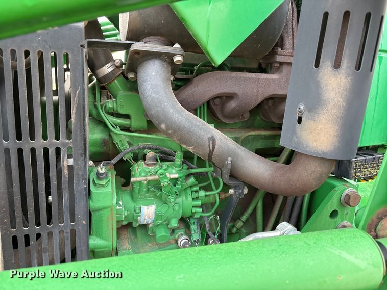 image for item EU4660 2010 John Deere 5055D tractor