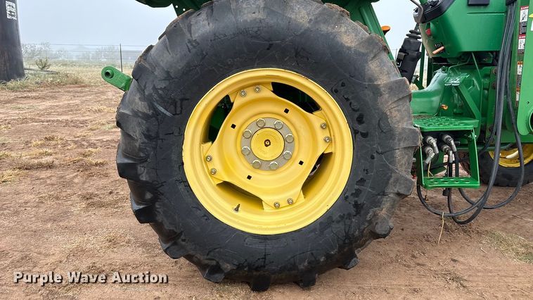 image for item EU4660 2010 John Deere 5055D tractor