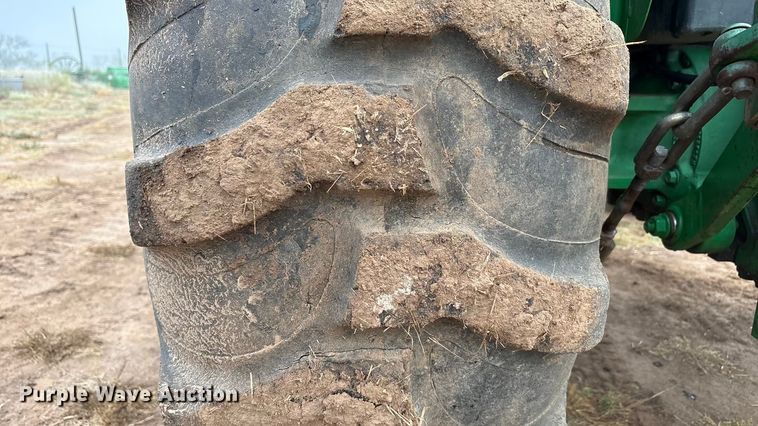 image for item EU4660 2010 John Deere 5055D tractor