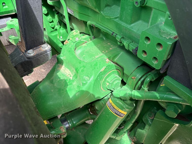 image for item EU4663 2020 John Deere 8R250 MFWD tractor